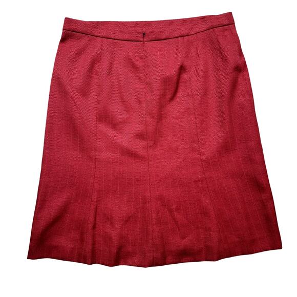 Alex Marie Cranberry Textured Short/Knee Length Skirt - 14 - Picture 2 of 6